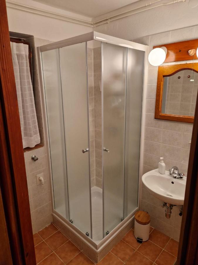 Apartment Vesna With Terrace Baska  Ngoại thất bức ảnh